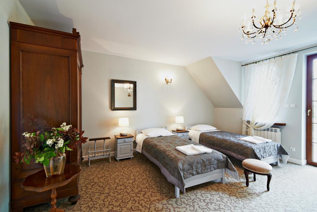 Bialki Dolne Dwor Osmolice B&B 외부 사진