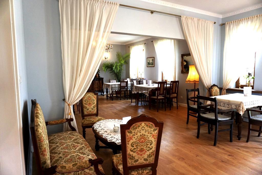 Bialki Dolne Dwor Osmolice B&B 외부 사진