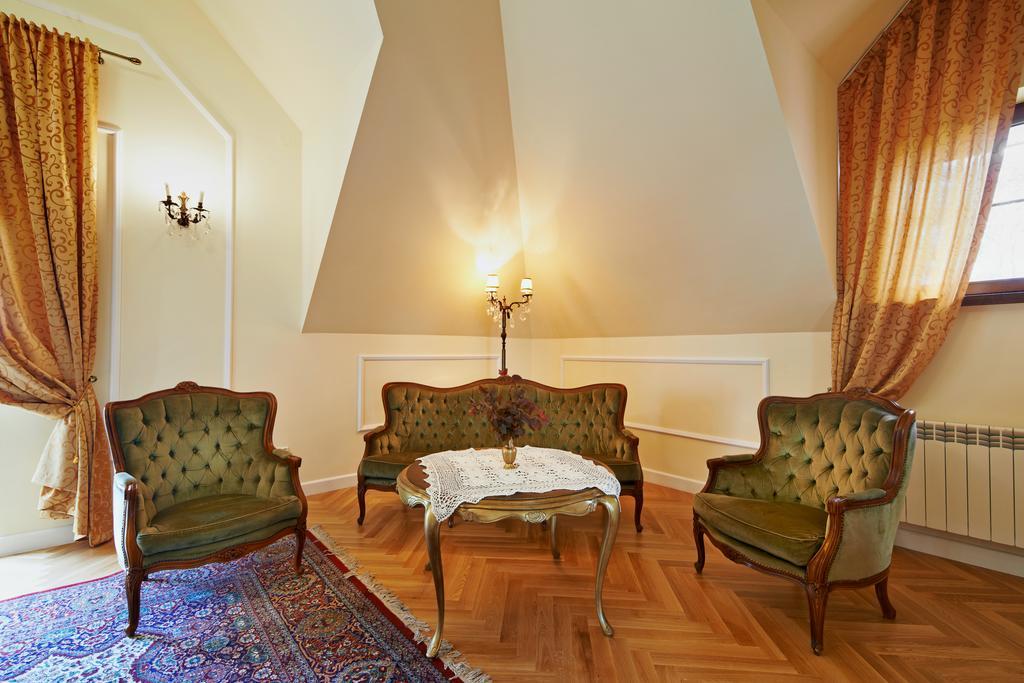 Bialki Dolne Dwor Osmolice B&B 외부 사진