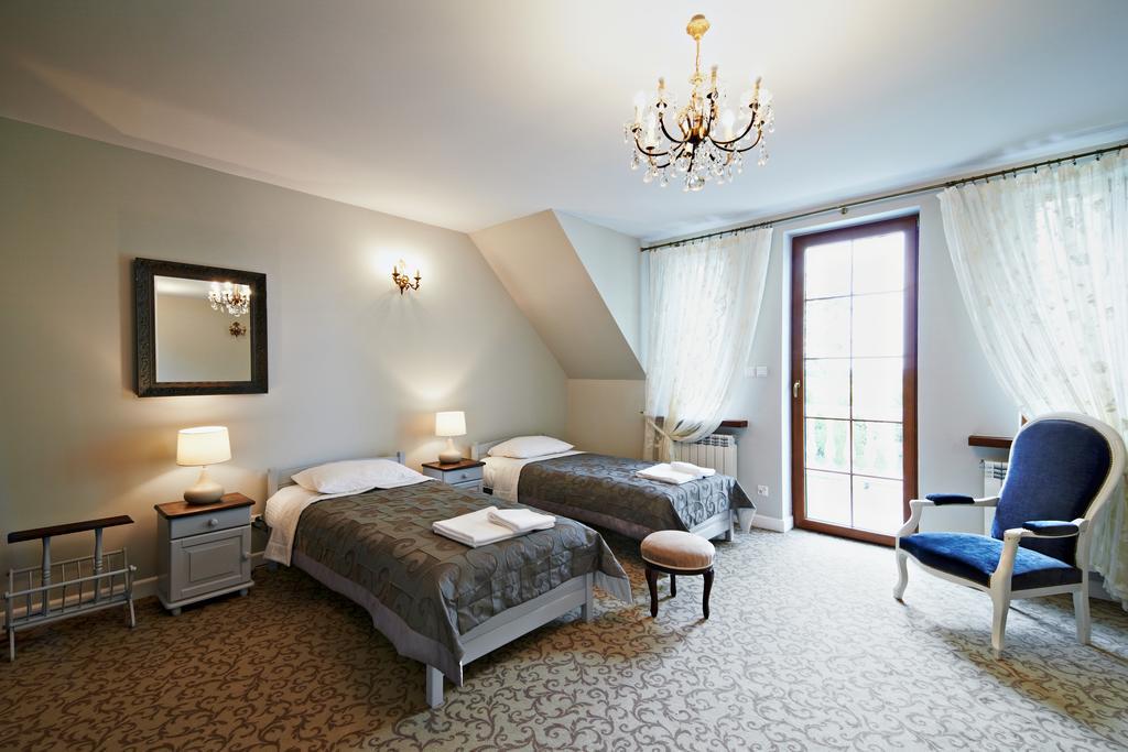 Bialki Dolne Dwor Osmolice B&B 외부 사진