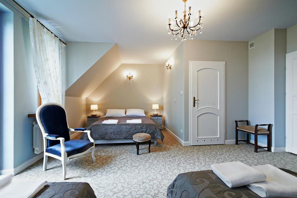 Bialki Dolne Dwor Osmolice B&B 외부 사진