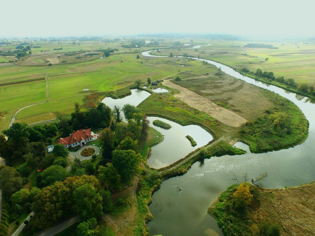 Bialki Dolne Dwor Osmolice B&B 외부 사진