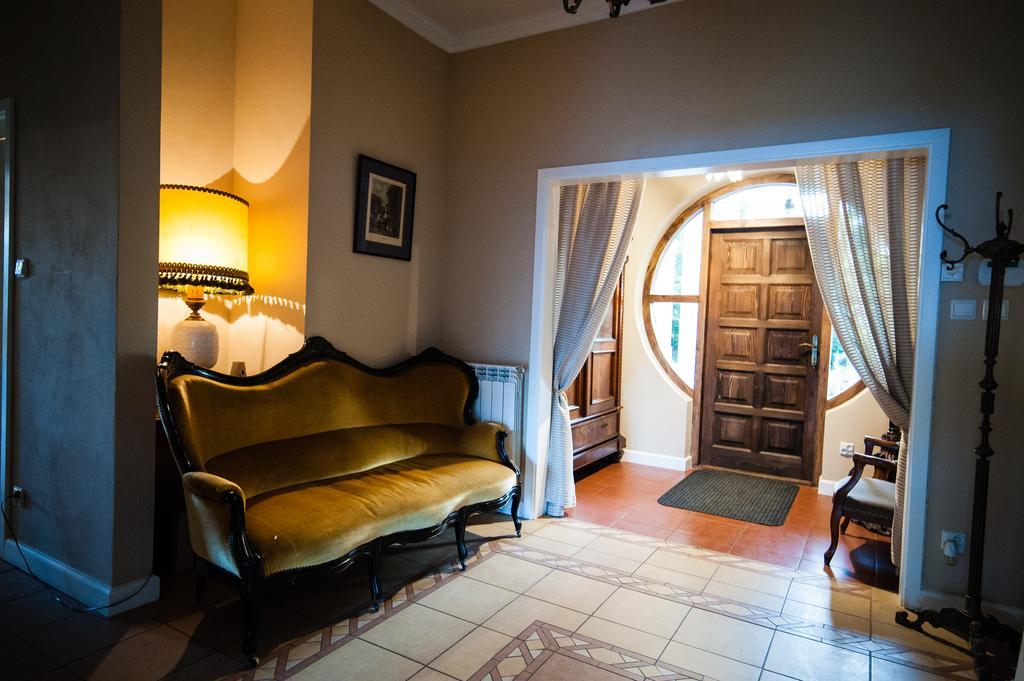 Bialki Dolne Dwor Osmolice B&B 외부 사진