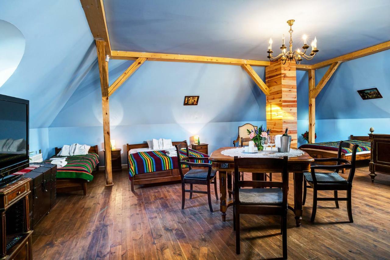 Bialki Dolne Dwor Osmolice B&B 외부 사진
