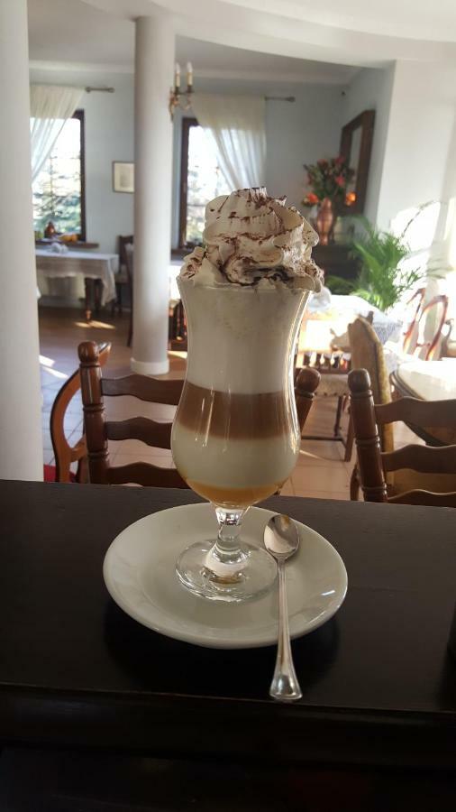 Bialki Dolne Dwor Osmolice B&B 외부 사진